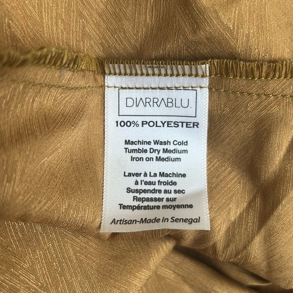 NWOT DIARRABLU Maya Exaggerated Long Sleeve Textured Wrap Dress in Gold Sz 3XL - Picture 5 of 13